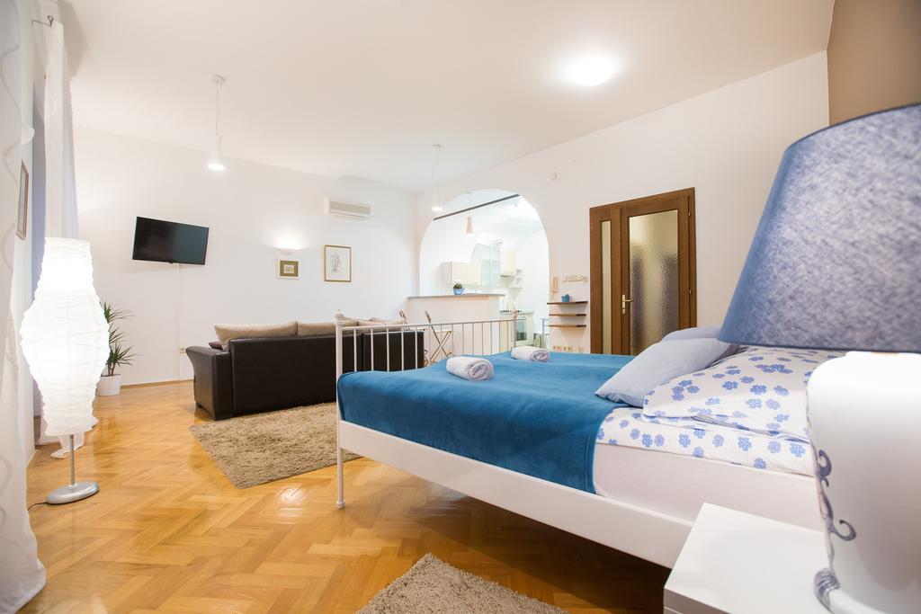 Apartman Kaptol ซาเกร็บ ภายนอก รูปภาพ