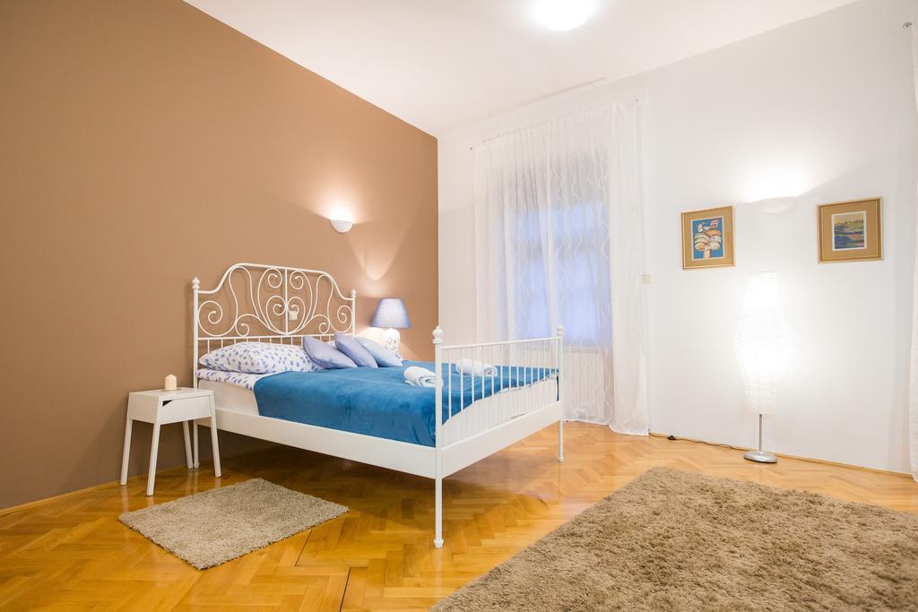Apartman Kaptol ซาเกร็บ ภายนอก รูปภาพ